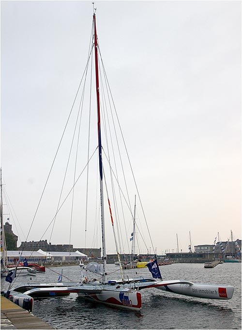 laiteriedesaintmalotrimaranclasse2skippervictorienerussard.jpg