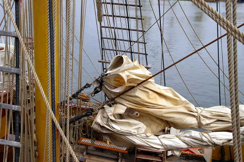 tsr044.jpg